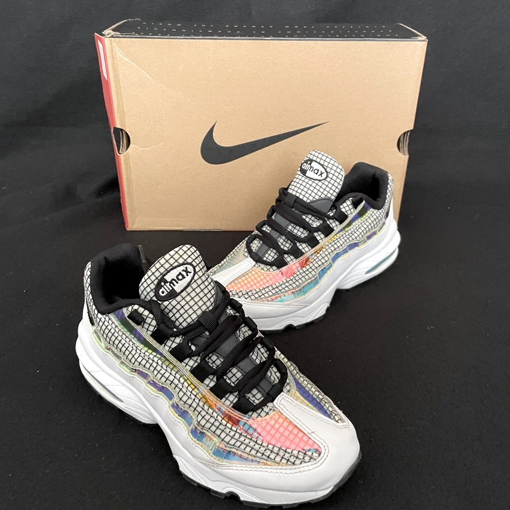 Nike Air Max 95 LV8 GS 'Blue Gaze Sz 6y